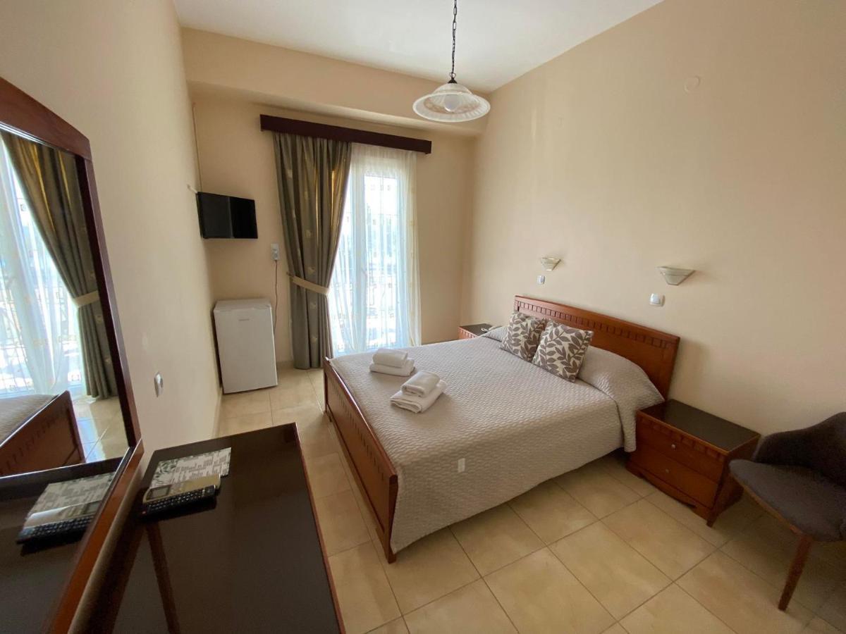 Hotel Pavlos - Studios 托隆 外观 照片