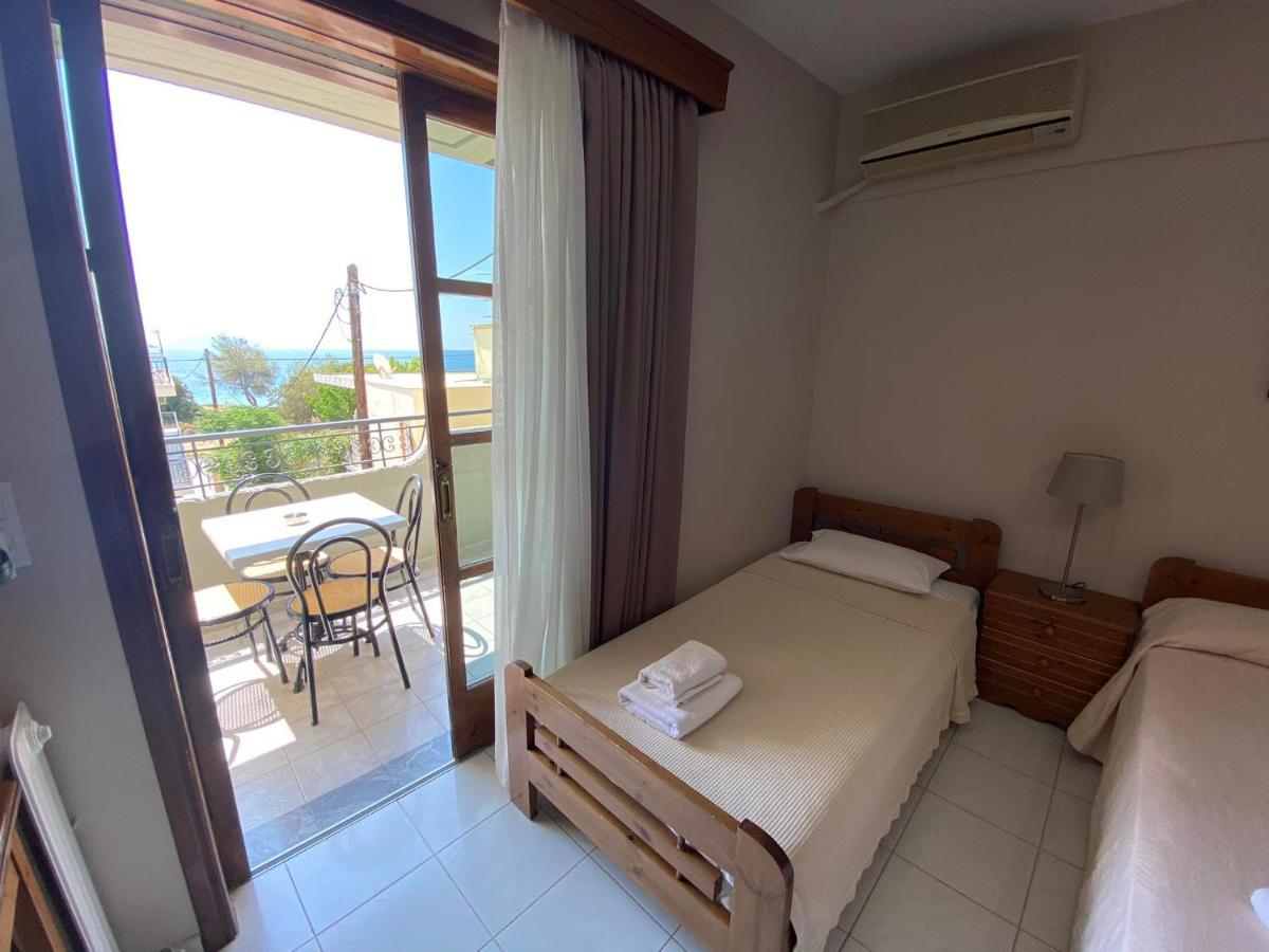 Hotel Pavlos - Studios 托隆 外观 照片