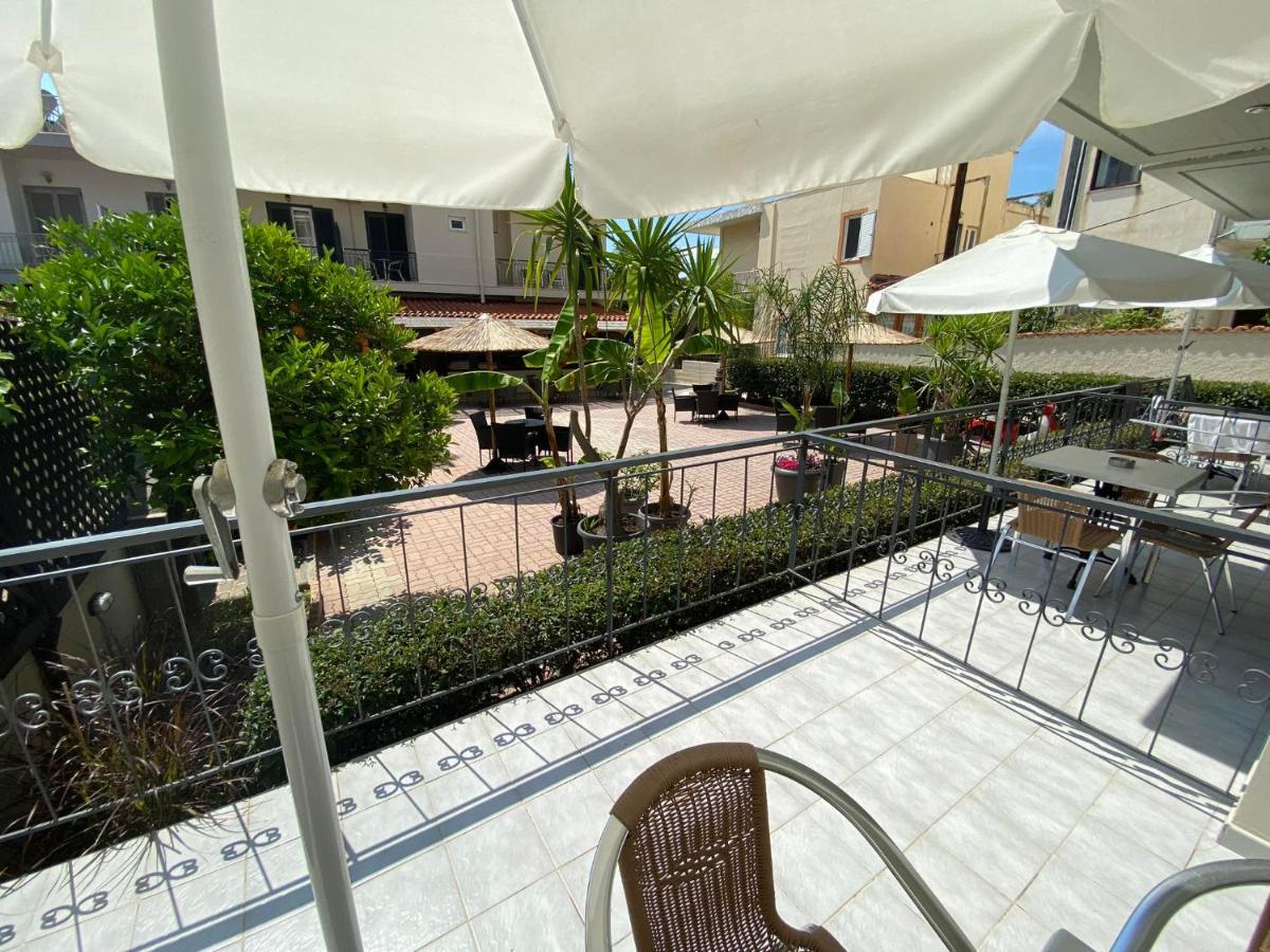 Hotel Pavlos - Studios 托隆 外观 照片
