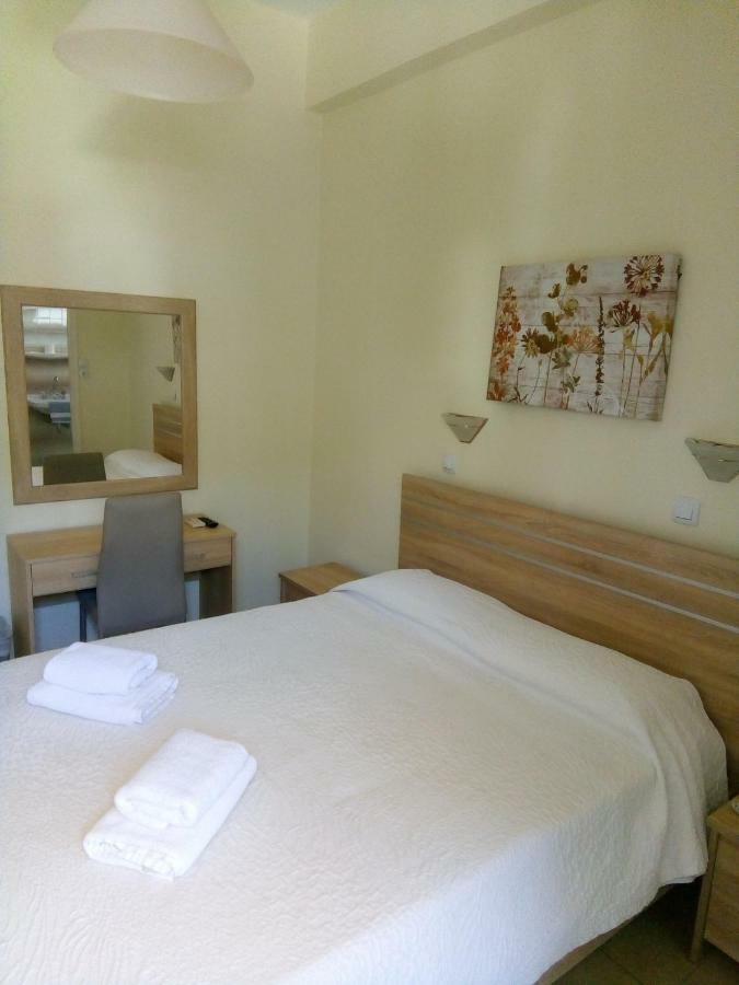 Hotel Pavlos - Studios 托隆 外观 照片